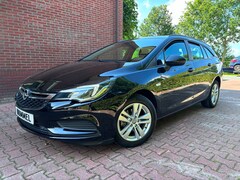 Opel Astra Sports Tourer - 1.4 Turbo