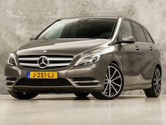 Mercedes-Benz B-klasse - 200 AMG Sport 157Pk (GROOT NAVI, CLIMATE, CAMERA, HARMAN/KARDON, GETINT GLAS, STOELVERWARM