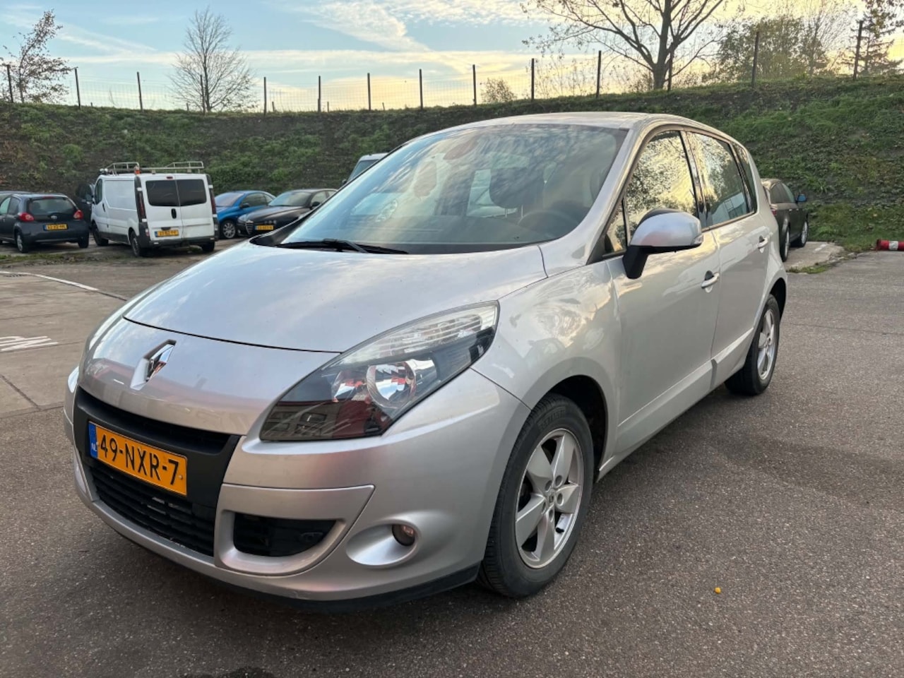 Renault Scénic - 2.0 Dynamique 2.0 Dynamique - AutoWereld.nl
