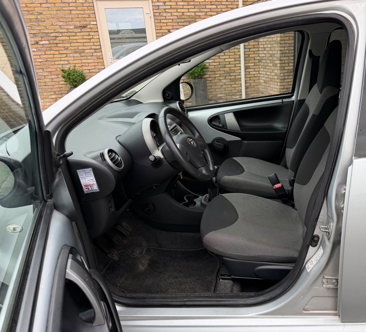Toyota Aygo - 1.0 VVT-i Aspiration Bj 2013 Lage wegenbelasting - AutoWereld.nl