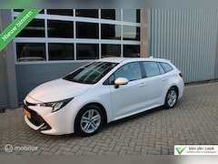 Toyota Corolla Touring Sports - 1.8 Hybrid Business | Trekhaak | 1e Eig NL Auto | Boekjes