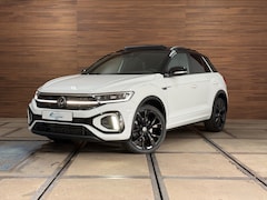 Volkswagen T-Roc - 1.5 TSI R-Line Black Style | Panorama|IQ.Light|ACC|Discover Pro|Beats | Trekhaak | Camera