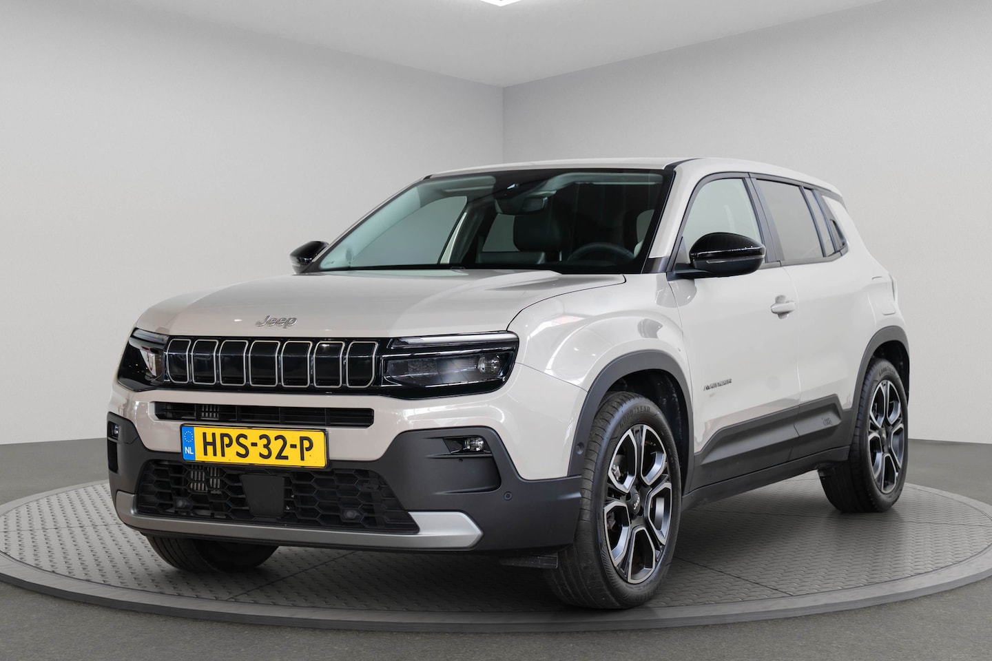 Jeep Avenger - 1.2 e-Hybrid Summit | Camera | Elektrische Achterklep | Navigatie | Apple Carplay & Androi - AutoWereld.nl