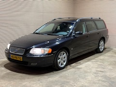 Volvo V70 - 2.5T Summum | Leder | Automaat | Trekhaak | Vol onderhoud