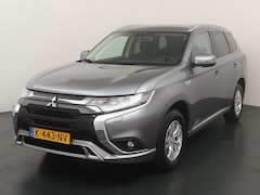 Mitsubishi Outlander - 2.4 PHEV Pure Afneembare trekhaak | Stoelverwarming | 4WD