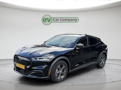 Ford Mustang Mach-E - RWD 75 kWh | SOH 93% | 360 Camera | CarPlay | Bang en Olufsen | Stoel- en stuurverwarming