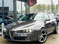 Alfa Romeo 159 - 3.2 JTS Q4 TI 260PK | V6 | UNIEK | NL AUTO | NAP | Lederen Bekleding | 19 Inch | Climate C