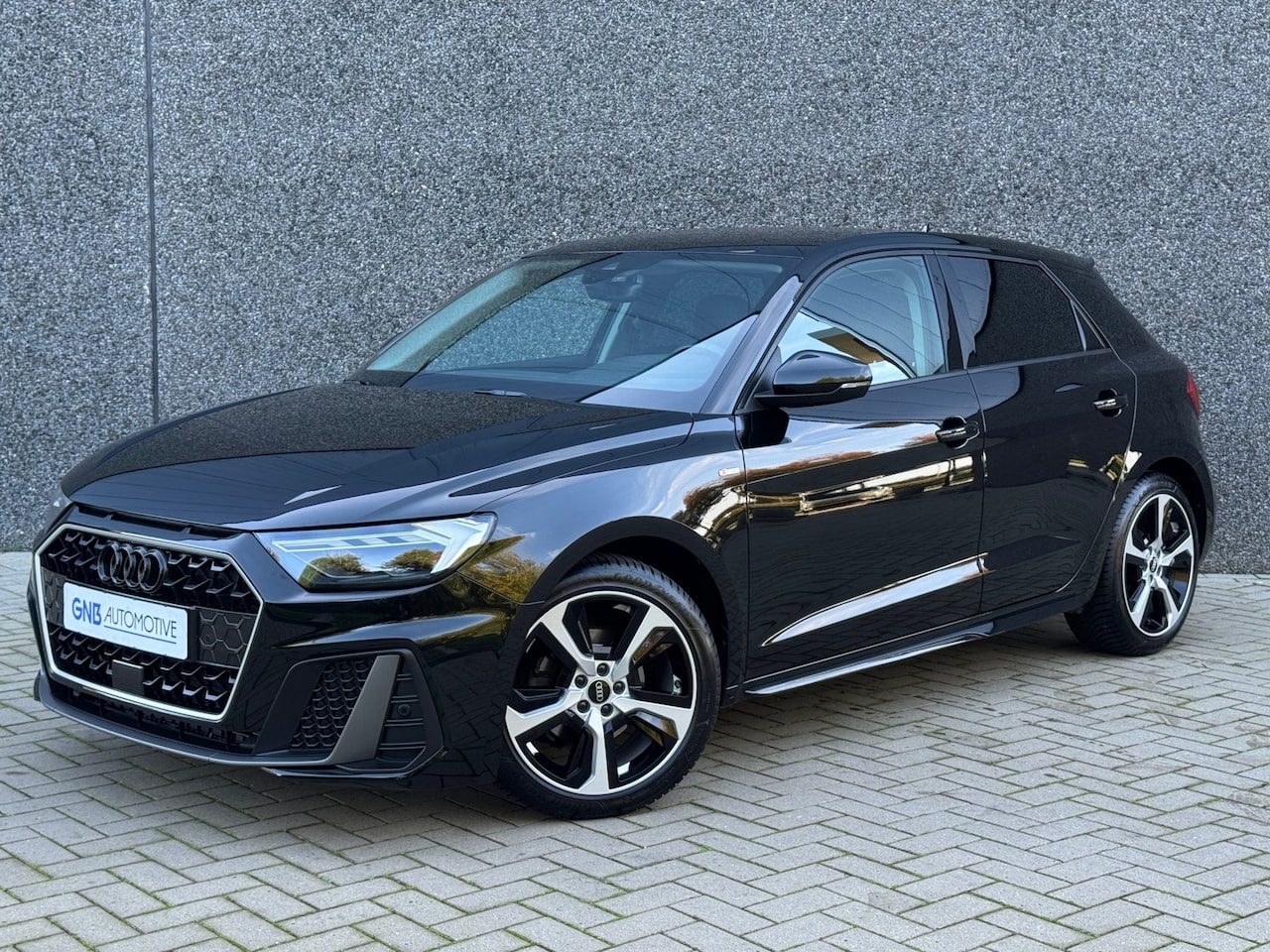 Audi A1 Sportback - 35 TFSI S-line | Carplay | Matrix | Cruise control | Stoelverwarming | Climate control | D - AutoWereld.nl