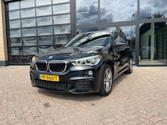 BMW X1 - SDrive18i High Executive, M-Pakket, Leer