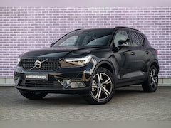 Volvo XC40 - 2.0 B4 Plus Dark | Trekhaak | Harman Kardon Audio | Achteruitrijcamera | Parkeersensoren |