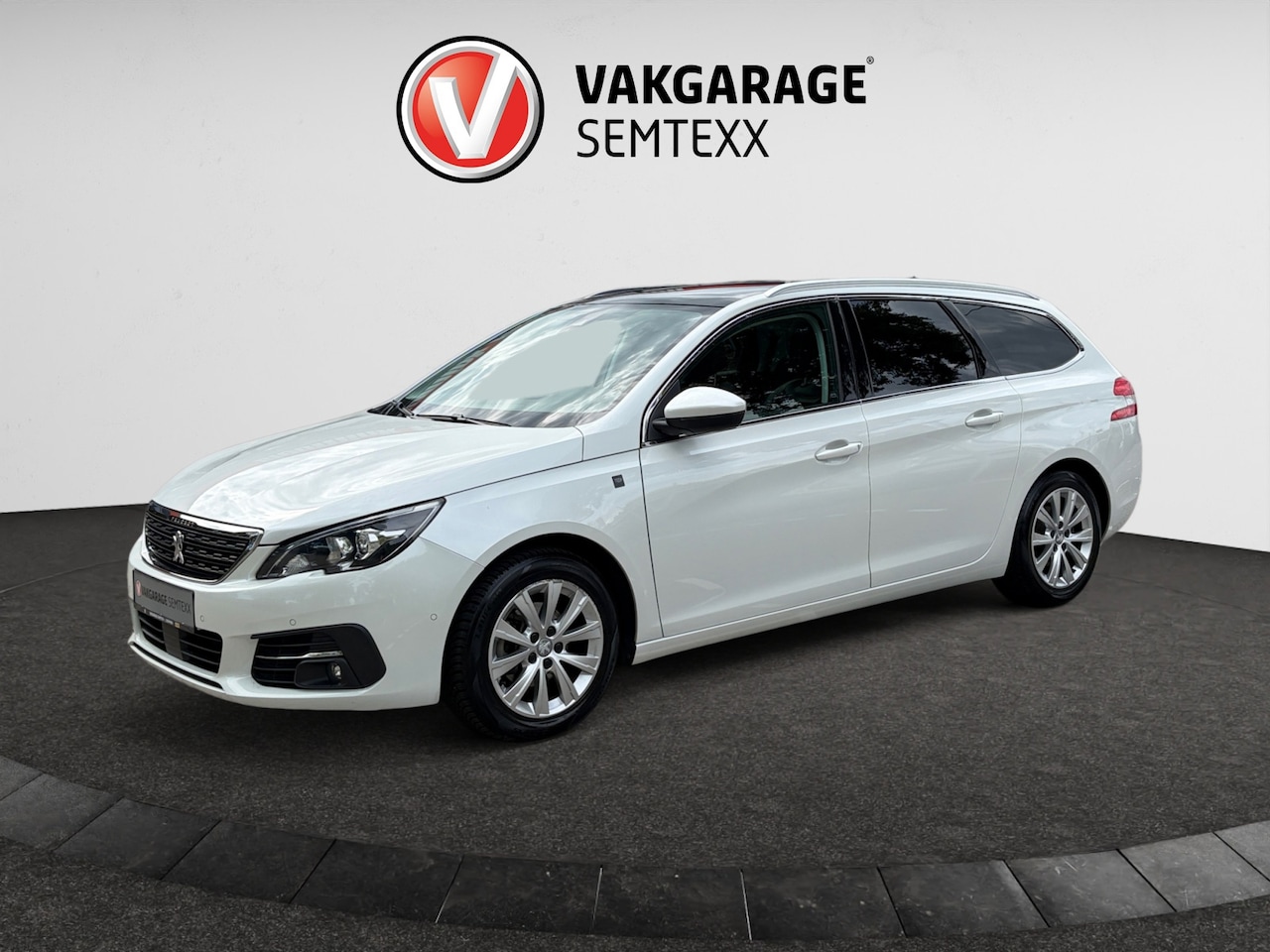 Peugeot 308 SW - 1.2 PureTech Tech Edition | Clima | Cruise | Camera | Navi | Trekhaak | Distr. Riem Verv. - AutoWereld.nl