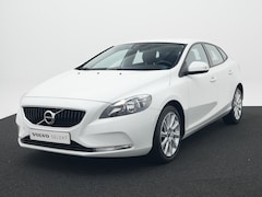 Volvo V40 - 2.0 T2 Nordic | Cruise Control | Airco | 17" Lichtmetalen velgen | Radio | Trekhaak