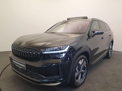 Skoda Kodiaq - 1.5 TSI PHEV DSG/AUT 204pk Sportline Business Panoramadak, Wegklapbare Trekhaak, 360 Camer