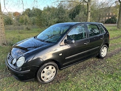 Volkswagen Polo - 1.2-12V Comfortline A.P.K. t/m 29-10-2027