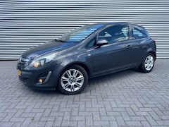 Opel Corsa - 1.4-16V bouwjaar 2012 met pano / cruise / lmv