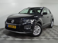 Volkswagen T-Roc - 1.5 TSI Sport Business / Trekhaak / Stoel & Stuur verwarming / Carplay