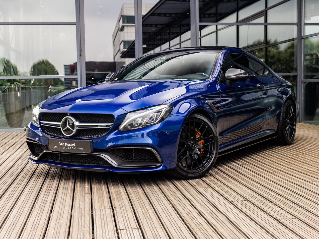 Mercedes-Benz C-klasse Coupé - AMG 63 S | KERAMISCH | BURMESTER | AMG PERFORMANCE UITLAAT | PANORAMA/SCHUIF-KANTELDAK | A - AutoWereld.nl