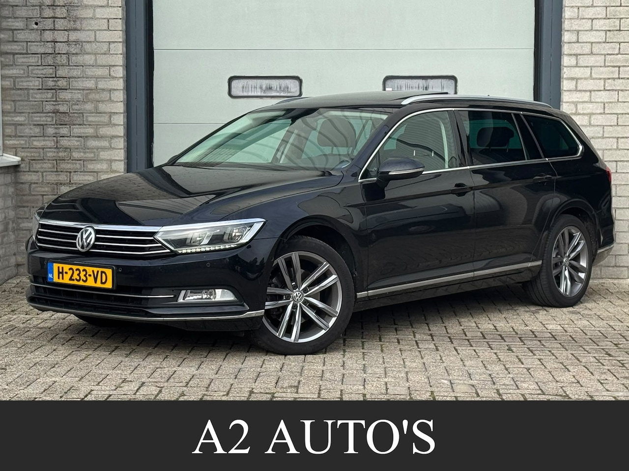 Volkswagen Passat Variant - 2.0 TDI Highline Business R Ecc|Navi|Camera - AutoWereld.nl