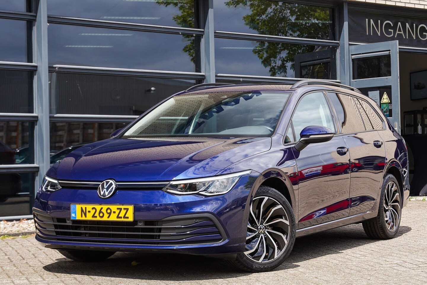 Volkswagen Golf Variant - 1.0 TSI Life Business LED|NL-auto|Alcantara bekled.| - AutoWereld.nl