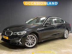 BMW 3-serie - 320i High Executive Edition|LEDER|PDC|CRUISE|STOELV|CAMERA|CARPLAY|NAVI|SFEER|18INCH|