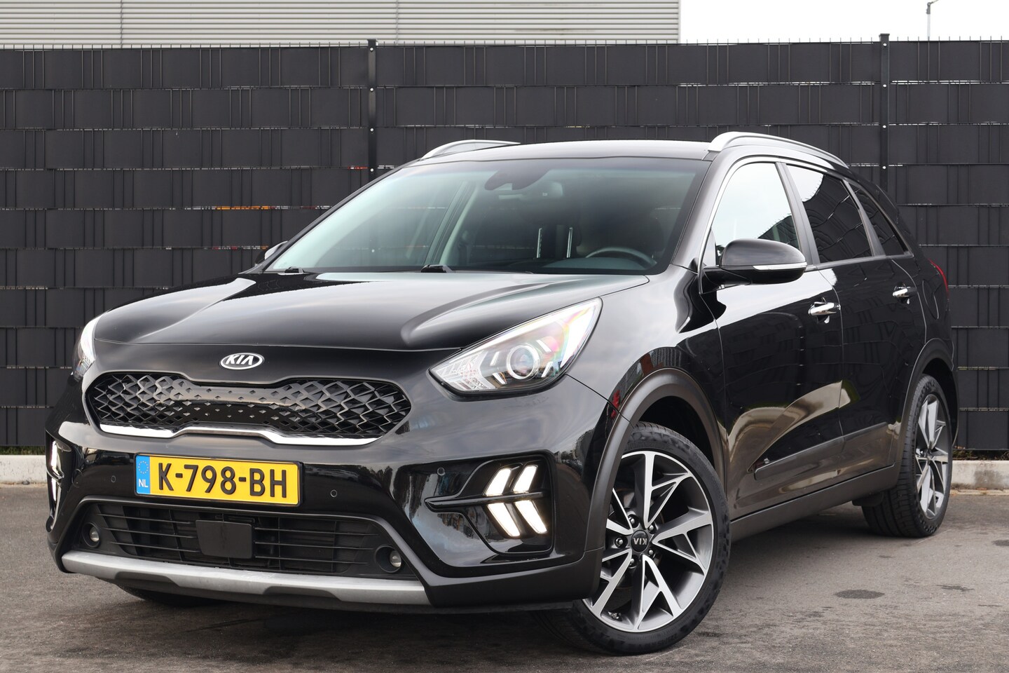 Kia Niro - 1.6 GDi Hybrid DynamicPlusLine | Adap. Cruise | Stoel-/Stuurverwarming | Camera | Navigati - AutoWereld.nl