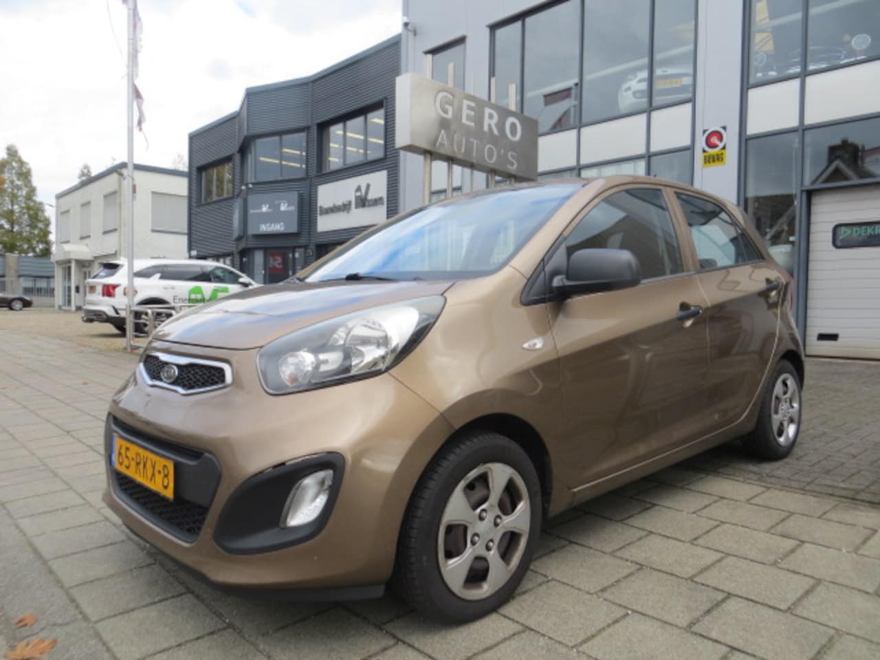 Kia Picanto - 1.2 CVVT Comfort Pack 1.2 CVVT Comfort Pack 5 drs ,airco elec pakket - AutoWereld.nl