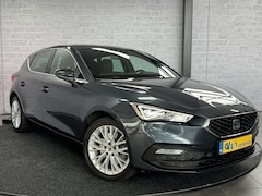 SEAT Leon - 1.4 TSI eHybrid PHEV Business Intense ACC Camera Stoelverwarming
