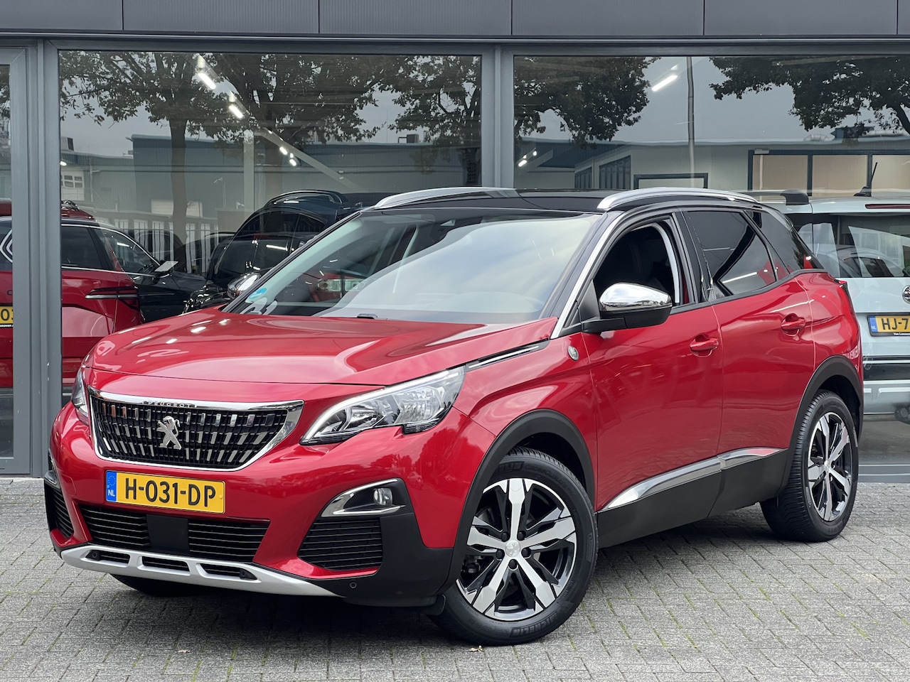 Peugeot 3008 - 1.2 PureTech Crossway | Navi | Trekhaak | NAP - AutoWereld.nl