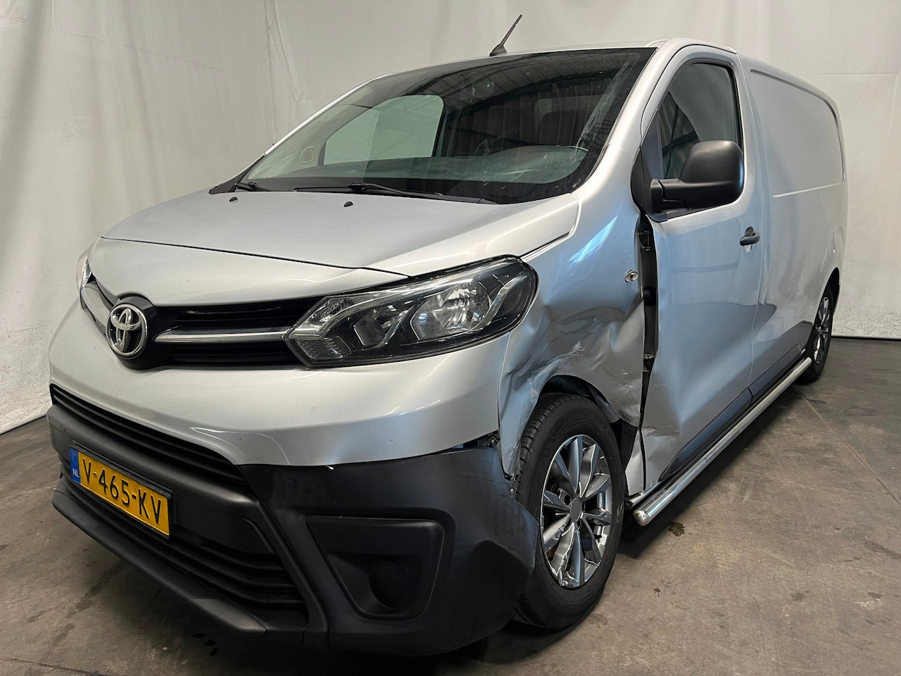 Toyota ProAce Worker - 1.6 D-4D Cool Comfort - Auto start en loopt wok status - links voor schade - - AutoWereld.nl