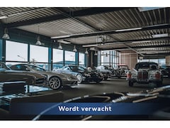 Mercedes-Benz C-klasse Coupé - 180 AMG STYLING-PANORAMA-HEAD UP-COMAND-LEER-MULTISPAAKS