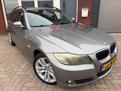 BMW 3-serie Touring - 318i Business Line / Navi / PDC / Cruise / LM / NAP / Volledig onderhouden