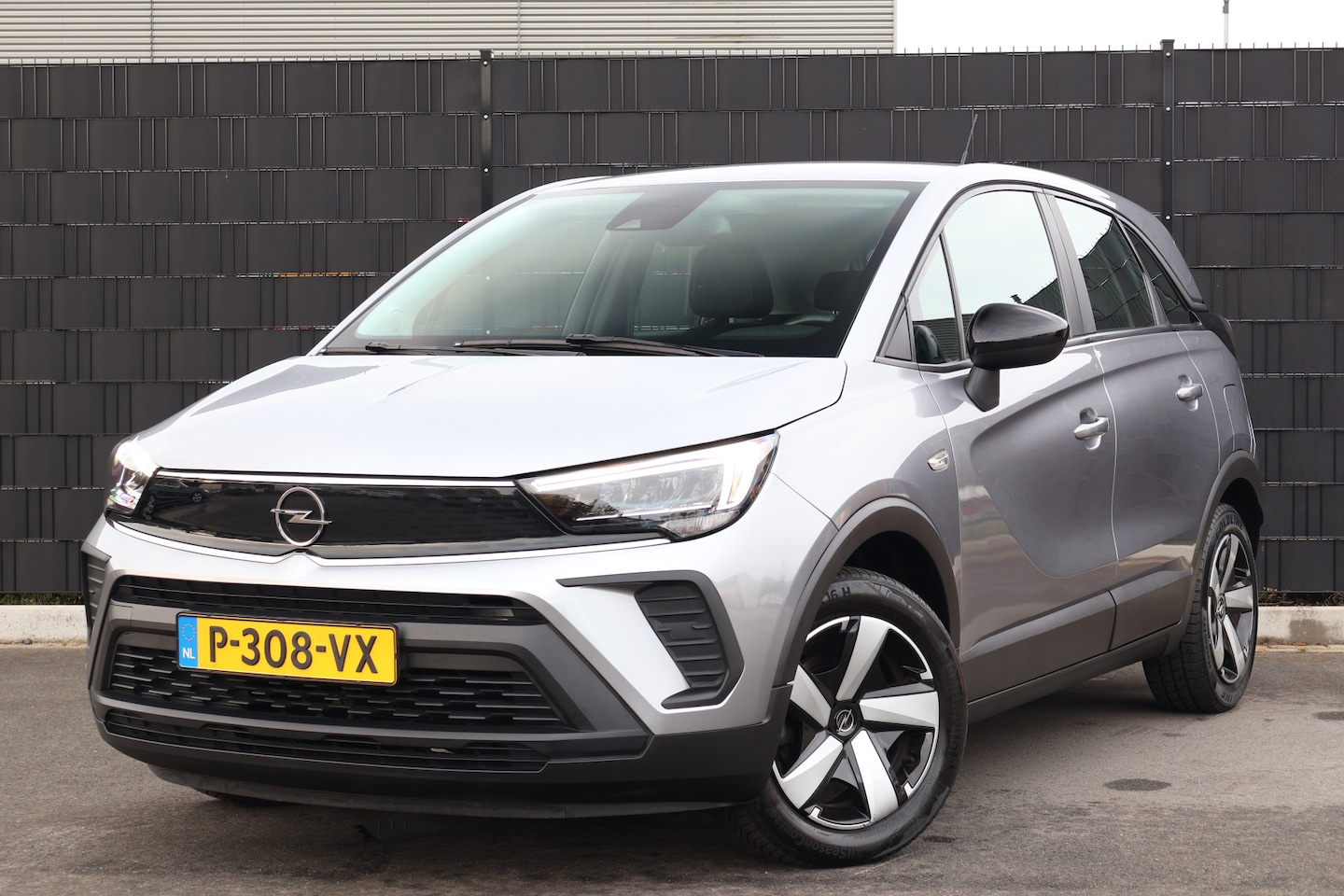 Opel Crossland - 1.2 Edition | 360 Camera | Trekhaak | Navigatie | Cruise Control - AutoWereld.nl