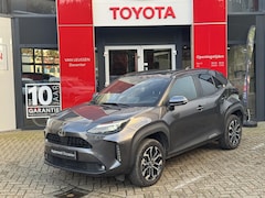 Toyota Yaris Cross - 1.5 Hybrid 115 Dynamic STOEL/STUURVERWARMING PARKEERSENS V+A ALL-SEASON BANDEN PARKEERCAME