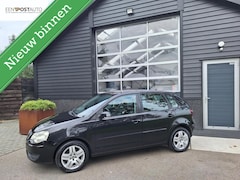 Volkswagen Polo - 1.2-12V Comfortline 2e Eig Nwe APK Cruise-Control, Airco, Parkeersensoren, LM-Velgen, Radi
