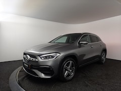 Mercedes-Benz GLA-Klasse - 250 e AMG Line NAVIGATIE | ACHTERUITRIJCAMERA | LEDEREN BEKLEDING