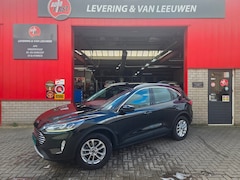 Ford Kuga - 2.5 PHEV Titanium Navigatie/ Parkeersensoren V + A/ Stoelverwarming/ Rijklaarpijs