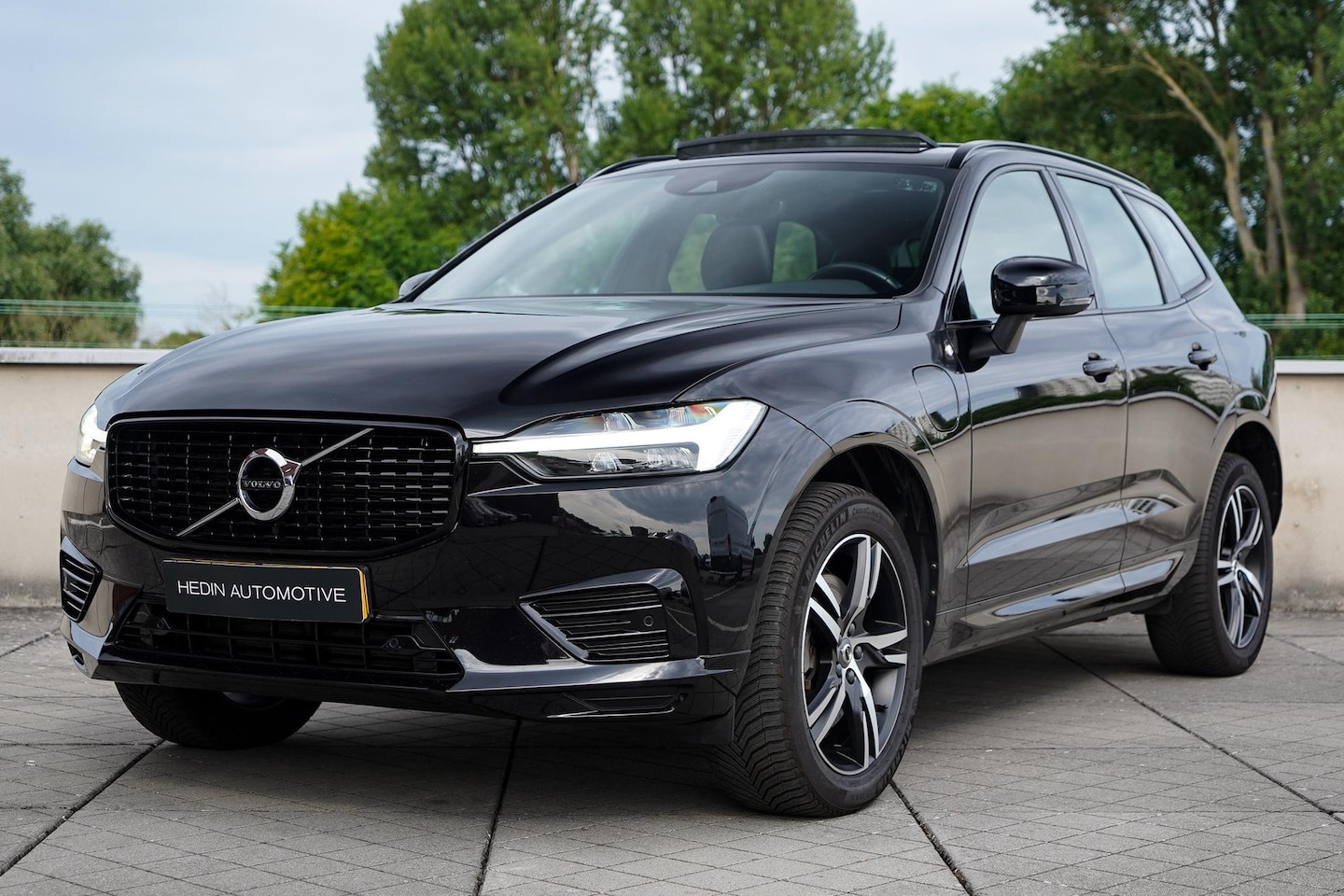 Volvo XC60 - 2.0 Recharge T6 AWD R-Design Harman/Kardon | Panoramadak | Elek Verstelbare Voorstoelen + - AutoWereld.nl