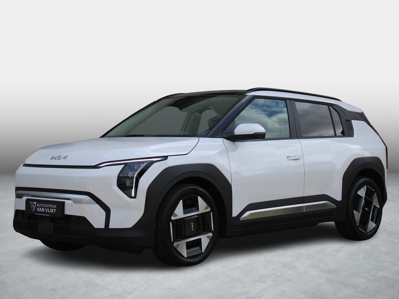 Kia EV3 - Plus Advanced 81.4 kWh | STOEL EN STUURVERWARMING | 19 INCH LMV | DODEHOEK DETECTIE | - AutoWereld.nl