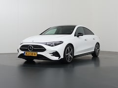 Mercedes-Benz CLA-Klasse - 180 Business Solution AMG | Night | Distronic | Panoramadak | Keyless | Sfeerverlichting |