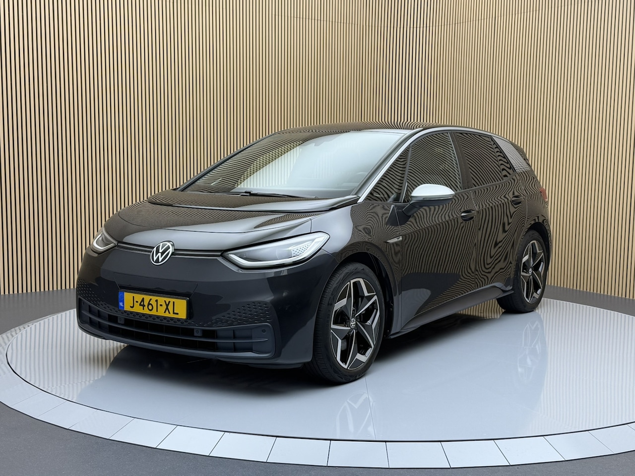 Volkswagen ID.3 - First Plus 58 kWh SOH 93,3% | IQ Light | Camera | Stoel/Stuurverwarming | Navigatie | Carp - AutoWereld.nl