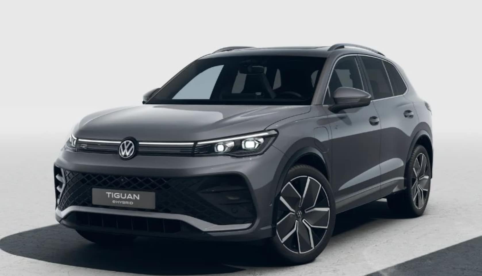 Volkswagen Tiguan - 1.5 eHybrid 272PK DSG R-Line Edition / Resterende Fabrieksgarantie tot 6-7 2030 / Trekhaak - AutoWereld.nl