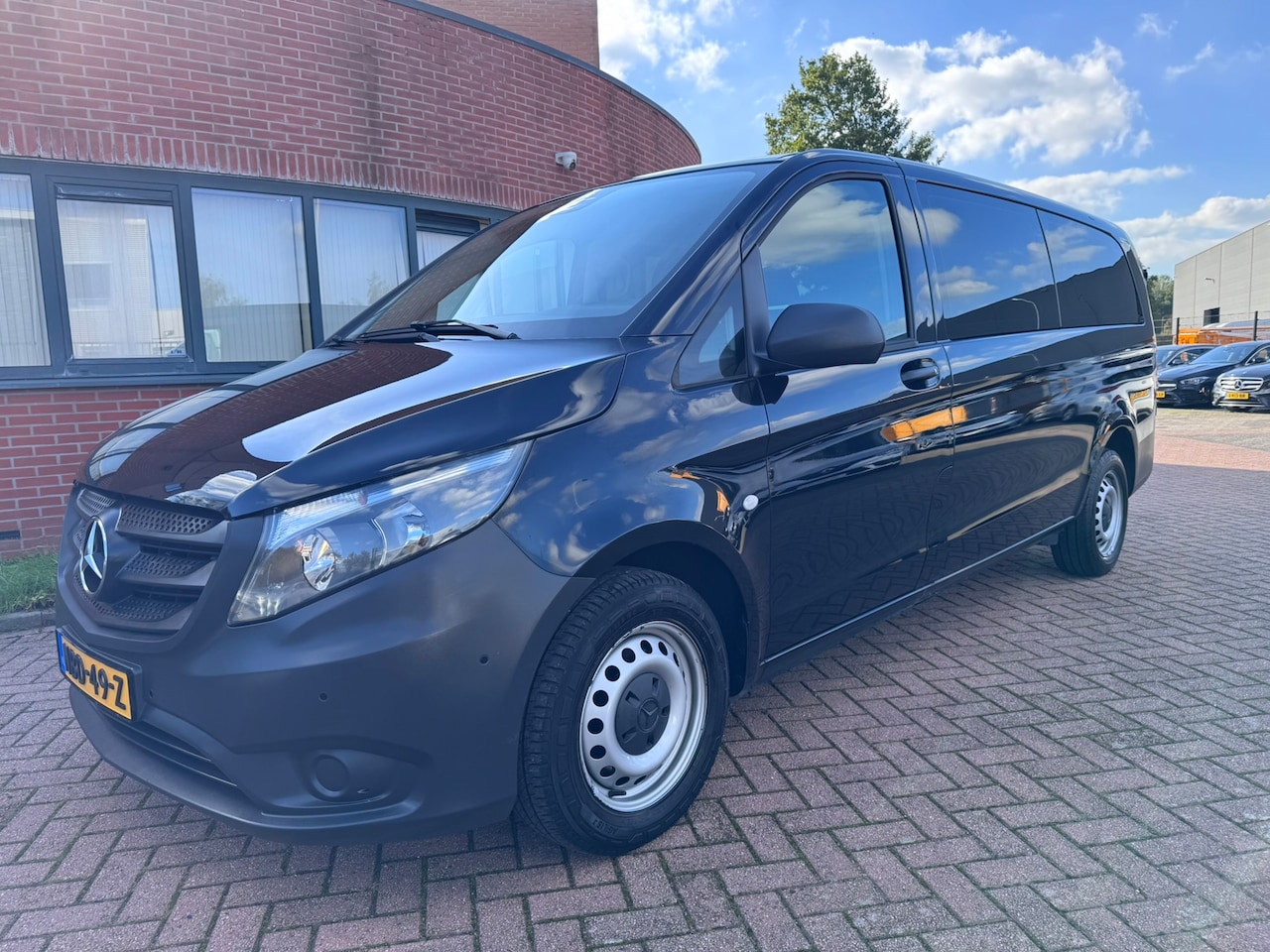 Mercedes-Benz Vito Tourer - 116 BlueTEC Pro Extra Lang 116 BlueTEC Pro Extra Lang, 2.2 CDI, Euro 6, 8 Persoons, Marge, Navi, PDC V,A, - AutoWereld.nl
