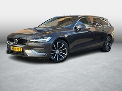 Volvo V60 - 2.0 T6 Plug-in hybrid AWD Core Bright LONG RANGE 19 KWh TREKHAAK/68.000 KM/SOH 96%