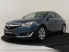Opel Insignia - 1.6T/170PK INNOVATION -CAMERA|NAVI|CRUISE|DODEHOEK|PDC|TREKHAAK|17"