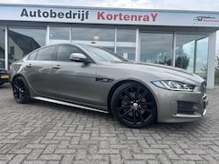 Jaguar XE - 2.0 Portfolio R Sport Black Pack/Bomvol opties/Speciale kleurstelling/Nieuwstaat