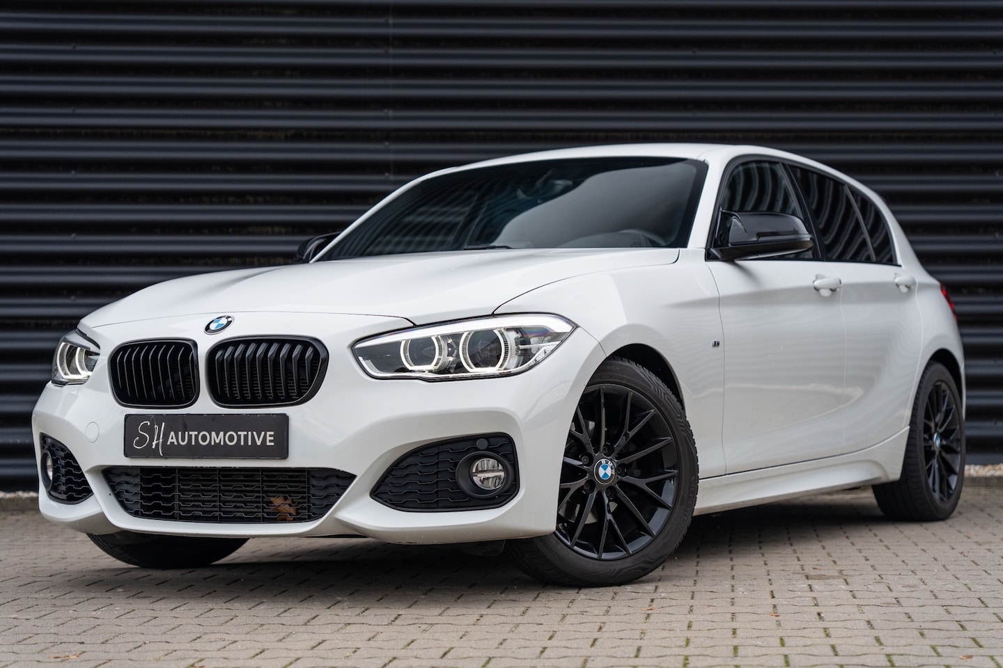 BMW 1-serie - 118i Executive / MAXTON / LEER / AIRCO - AutoWereld.nl