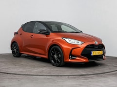 Toyota Yaris - 1.5 Hybrid Executive | Panoramadak | Trekhaak | Dodehoek detectie | JBL | Apple Carplay /
