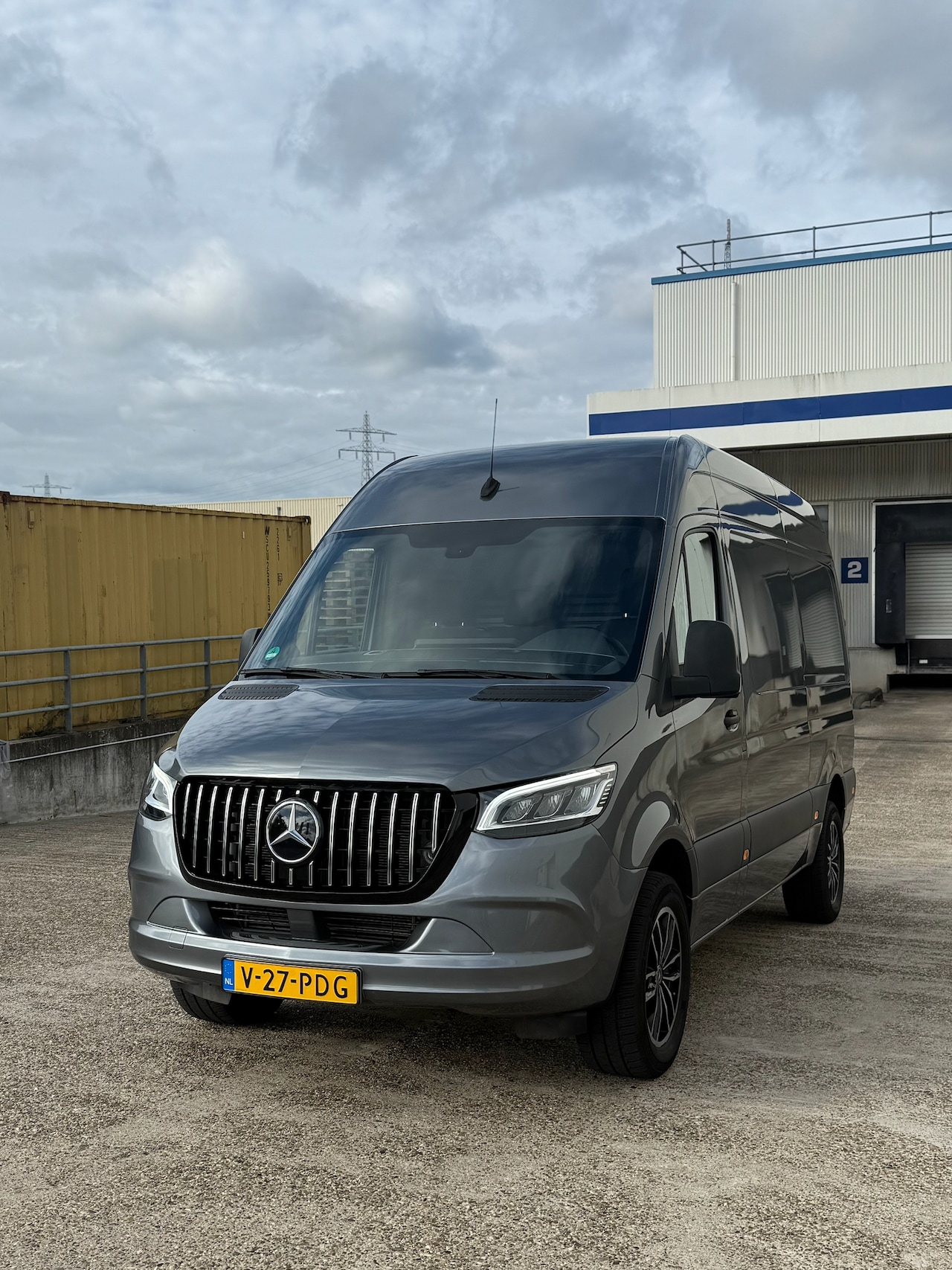 Mercedes-Benz Sprinter - 319 2.2 CDI L2H2 3500KG - DISTRONIC - 18 INCH - LED - AutoWereld.nl