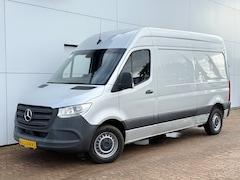 Mercedes-Benz Sprinter - 215 1.9 CDI Automaat L2H2 Climate Control Apple Carplay MBUX Camera Parkeersensoren v+a