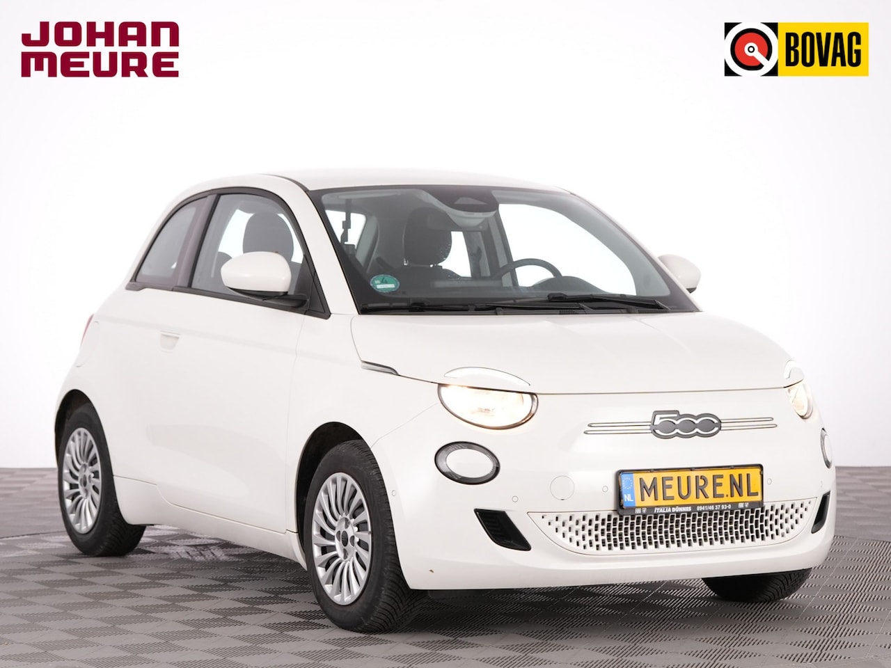 Fiat 500e - Urban Plus 42kWh | CAMERA | STOELVERW. | CARPLAY | SOH: 100% | ! - AutoWereld.nl